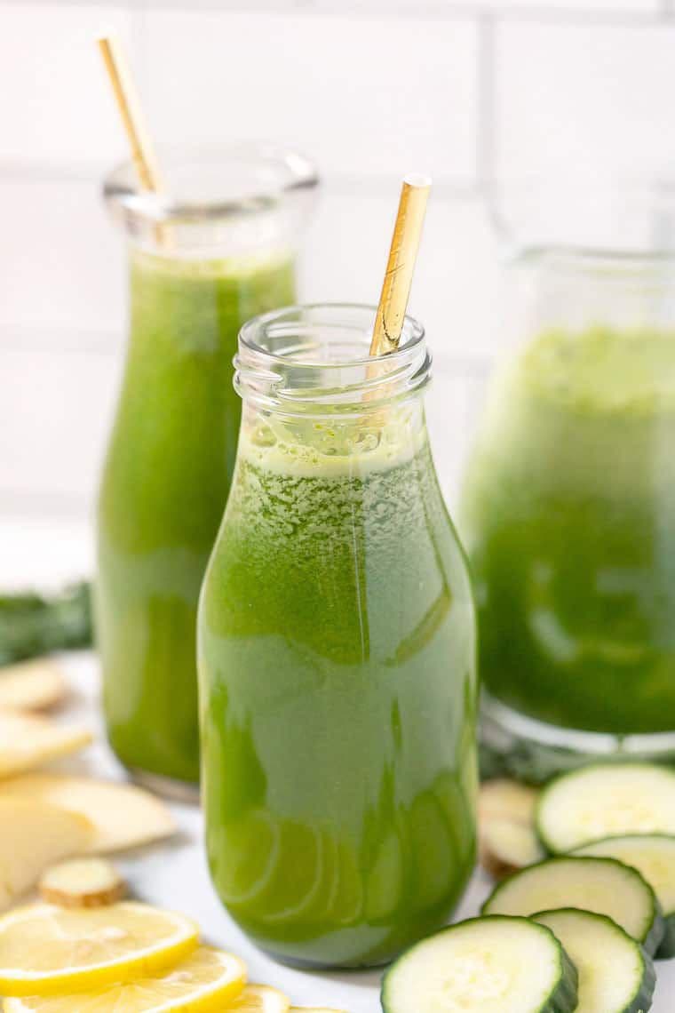kale mixer (Apple, Kale, Lemon,Celery & Orange)